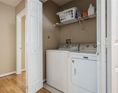 3635 Darwin Place - Photo Thumbnail 28