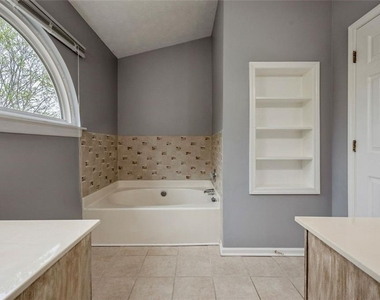 3635 Darwin Place - Photo Thumbnail 24