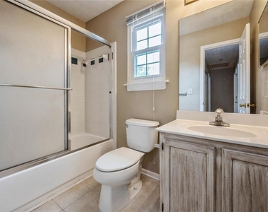 3635 Darwin Place - Photo Thumbnail 31