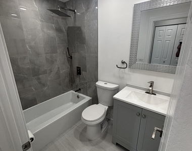 282 Pembridge Lane - Photo Thumbnail 8