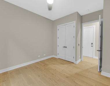1203 W Augusta Boulevard - Photo Thumbnail 8