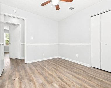 5611 La Fleur Trail - Photo Thumbnail 5