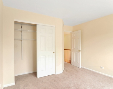 984 Parkhill Circle - Photo Thumbnail 35