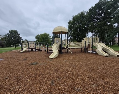 984 Parkhill Circle - Photo Thumbnail 42