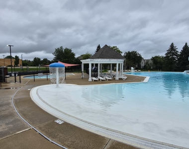 984 Parkhill Circle - Photo Thumbnail 59