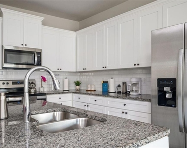 7126 Chara Lane Sw - Photo Thumbnail 4