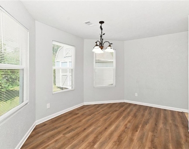 4165 Little Springs Nw - Photo Thumbnail 8