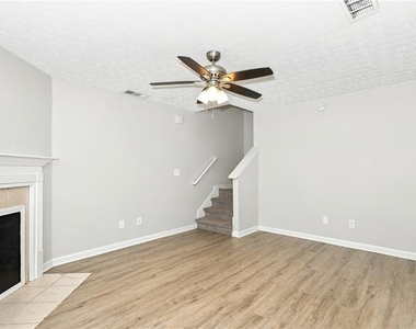 9471 Bogey Court - Photo Thumbnail 3