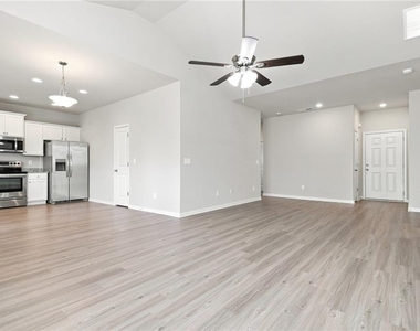 104 Culver Street - Photo Thumbnail 2