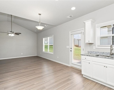 104 Culver Street - Photo Thumbnail 4