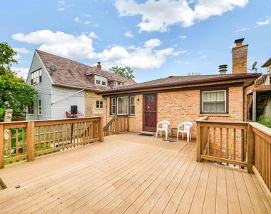 2725 N Oak Park Avenue - Photo Thumbnail 18