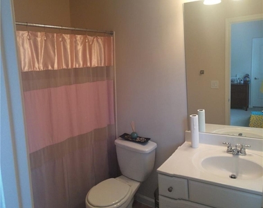 203 Mount Vernon Cove - Photo Thumbnail 10