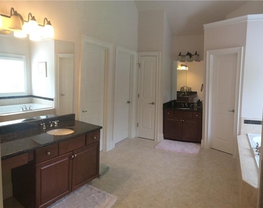 203 Mount Vernon Cove - Photo Thumbnail 7