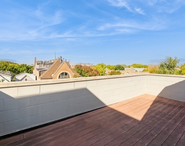 3052 N Sheffield Avenue - Photo Thumbnail 11