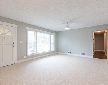 2971 Stratford Arms Drive - Photo Thumbnail 5
