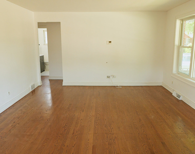 9944 Cook Avenue - Photo Thumbnail 3