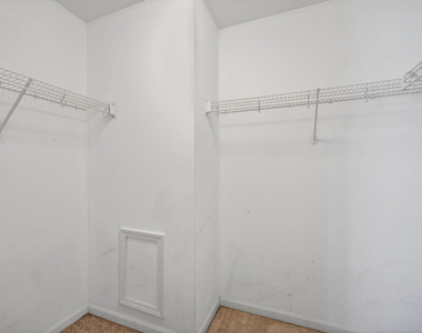 2743 Rourke Drive - Photo Thumbnail 25