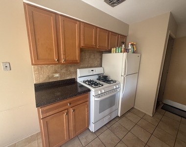3001 Thatcher Avenue - Photo Thumbnail 1
