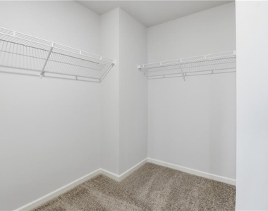 56 Berryville Drive - Photo Thumbnail 34