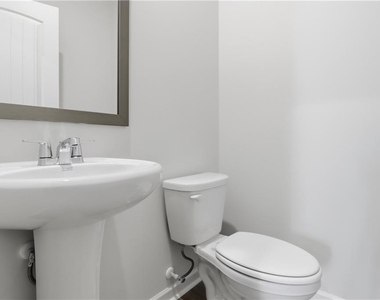 56 Berryville Drive - Photo Thumbnail 7