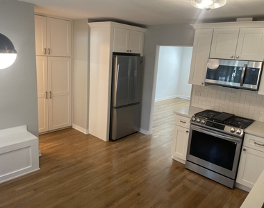 117 E 6th Avenue - Photo Thumbnail 4