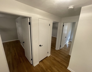 117 E 6th Avenue - Photo Thumbnail 6