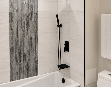 1235 S Prairie Avenue - Photo Thumbnail 8