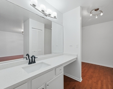 640 Four Seasons Boulevard - Photo Thumbnail 14