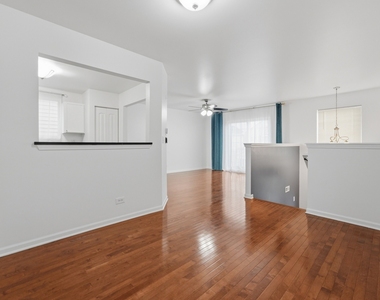 640 Four Seasons Boulevard - Photo Thumbnail 5