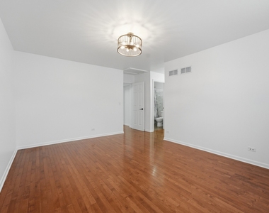 640 Four Seasons Boulevard - Photo Thumbnail 12
