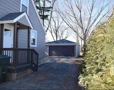 254 W Main Street - Photo Thumbnail 4