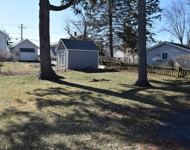 254 W Main Street - Photo Thumbnail 6