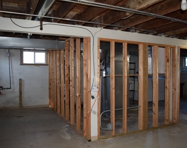 254 W Main Street - Photo Thumbnail 14