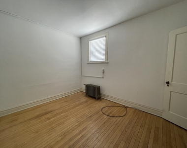 28w579 Stafford Place - Photo Thumbnail 3