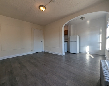 5417 N Kenmore Avenue - Photo Thumbnail 9