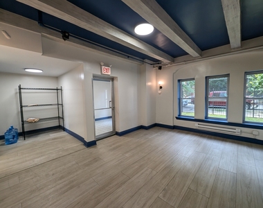5417 N Kenmore Avenue - Photo Thumbnail 5