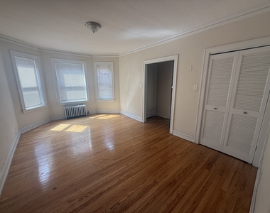 2105 Grove Avenue - Photo Thumbnail 1