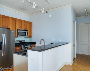 170 W Polk Street - Photo Thumbnail 9