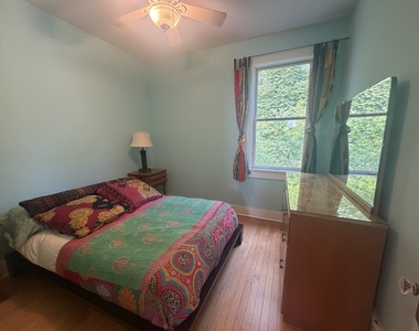 1004 Ashland Avenue - Photo Thumbnail 3