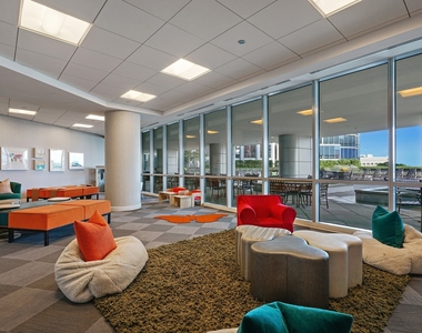 1201 S Prairie Avenue - Photo Thumbnail 26