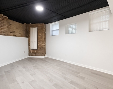 2042 W Touhy Avenue - Photo Thumbnail 9