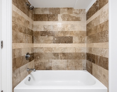 2042 W Touhy Avenue - Photo Thumbnail 13