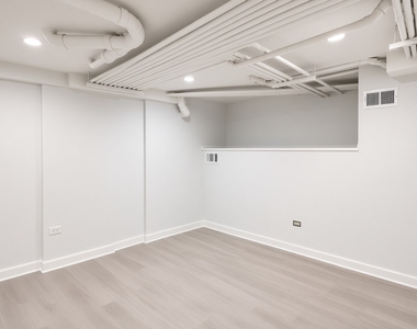 2042 W Touhy Avenue - Photo Thumbnail 8