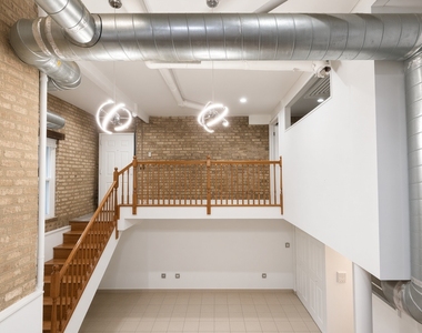 2042 W Touhy Avenue - Photo Thumbnail 5