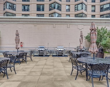 400 E Ohio Street - Photo Thumbnail 33
