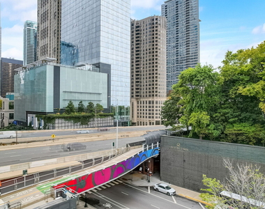 400 E Ohio Street - Photo Thumbnail 19