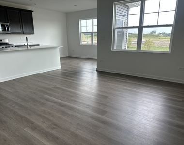 2428 Semillon Street - Photo Thumbnail 1