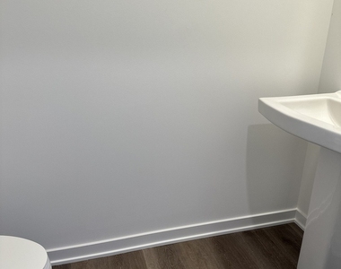 2428 Semillon Street - Photo Thumbnail 12