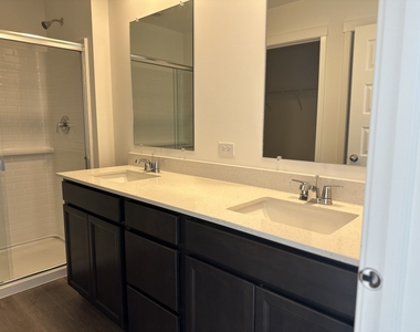 2428 Semillon Street - Photo Thumbnail 13