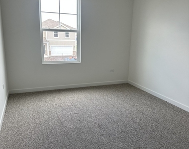 2428 Semillon Street - Photo Thumbnail 25